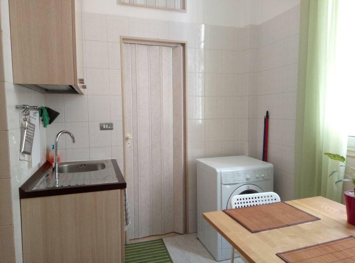 Campus House Apartment Bari Exterior foto